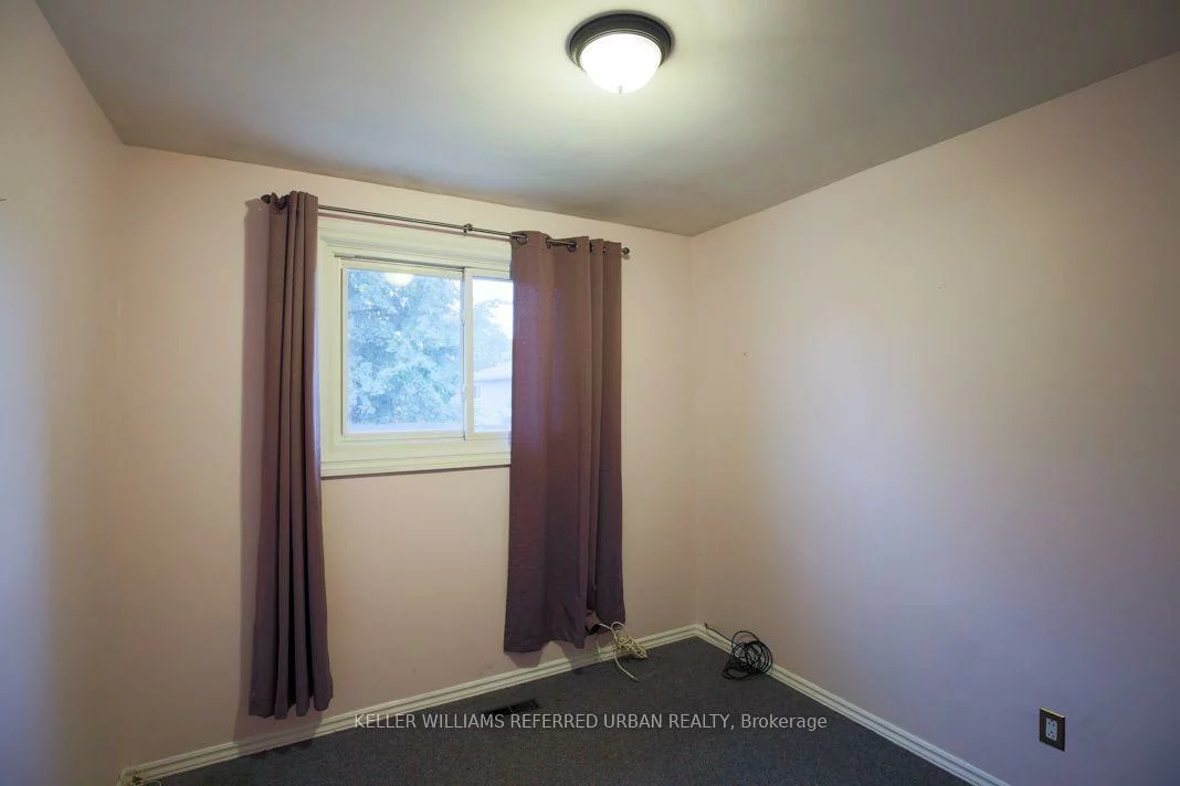 2255, Urwin, 1020 - WO West, Oakville