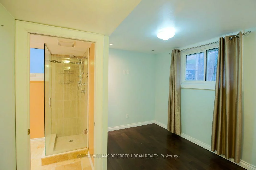 2255, Urwin, 1020 - WO West, Oakville