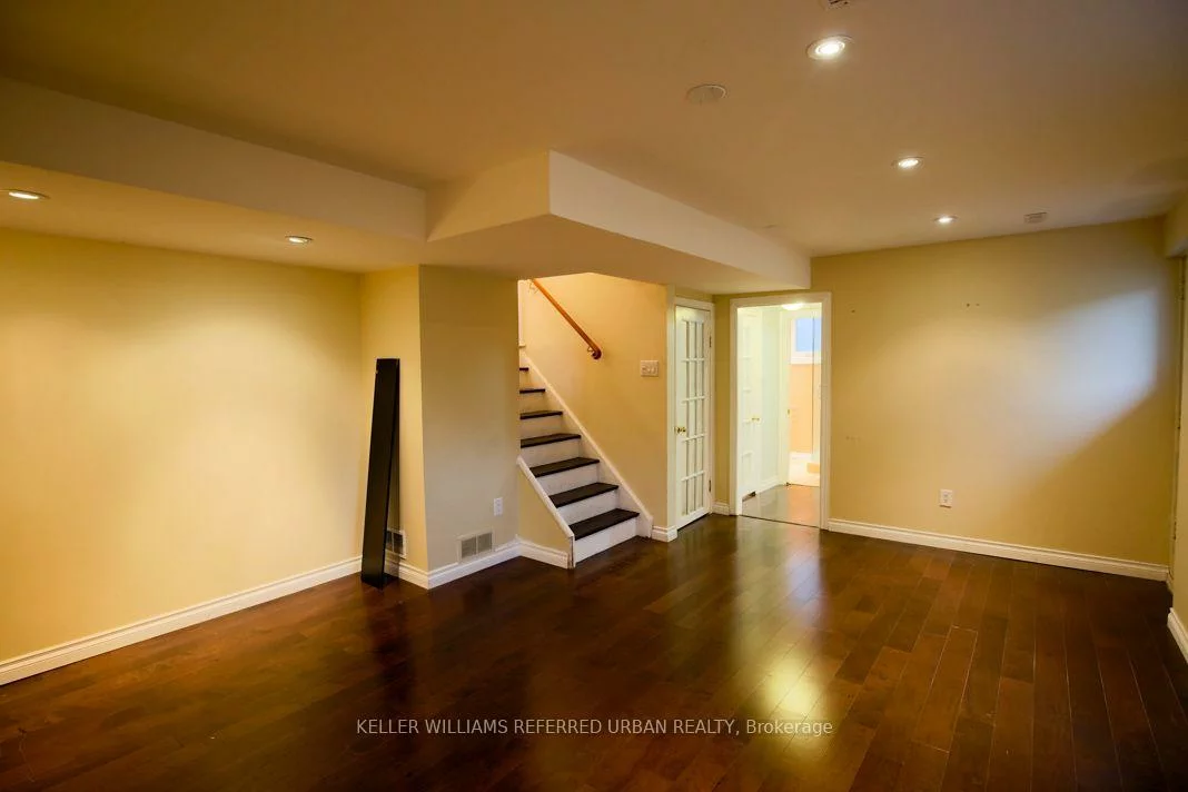 2255, Urwin, 1020 - WO West, Oakville