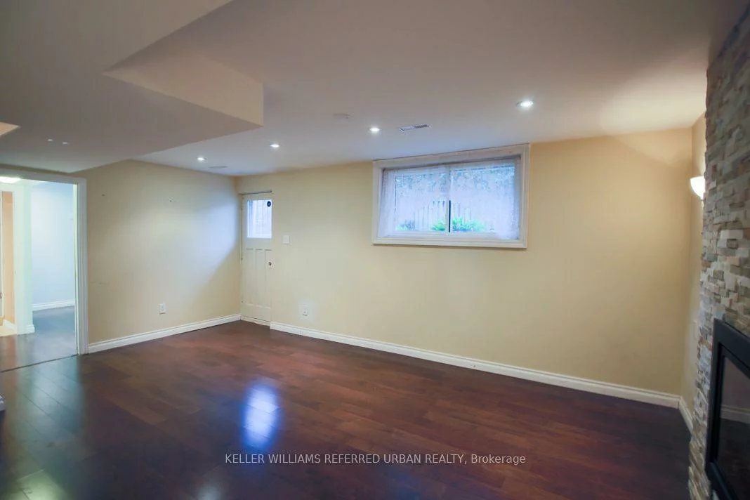 2255, Urwin, 1020 - WO West, Oakville