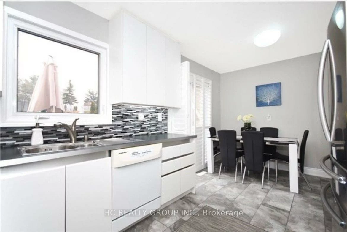 1482, Prince John, 1004 - CV Clearview, Oakville