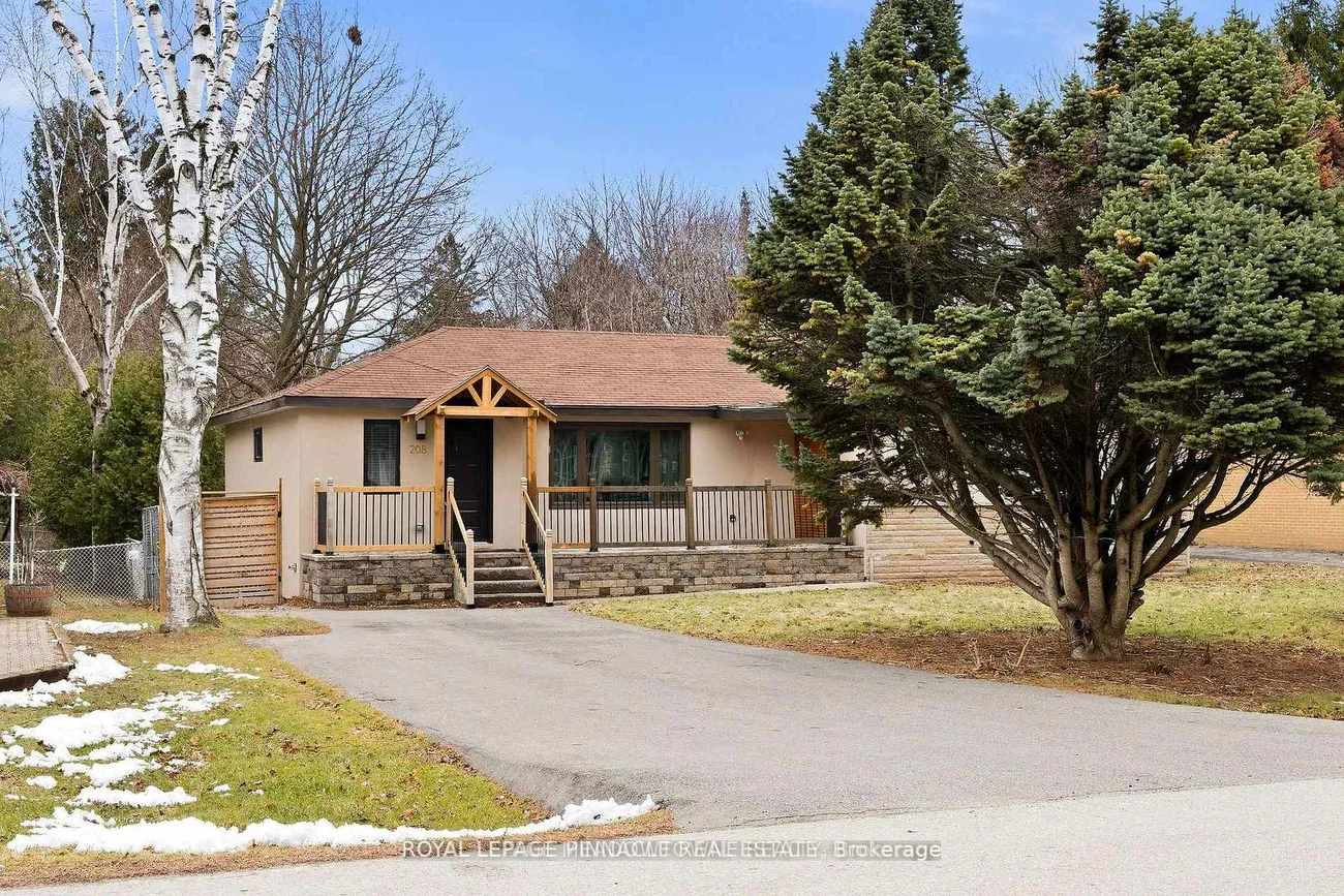 208, Glen Oak, 1020 - WO West, Oakville