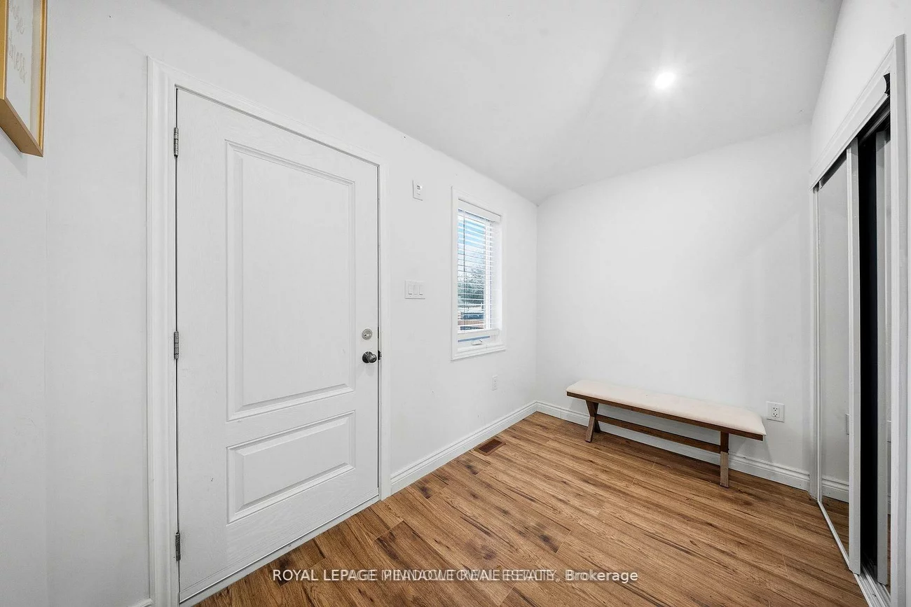 208, Glen Oak, 1020 - WO West, Oakville