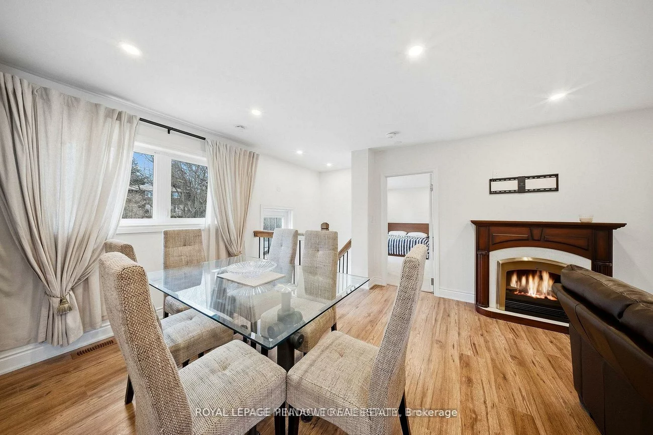 208, Glen Oak, 1020 - WO West, Oakville