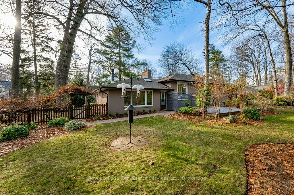 349, WEDGEWOOD, 1011 - MO Morrison, Oakville