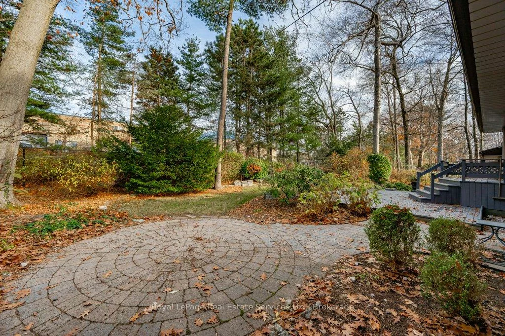 349, WEDGEWOOD, 1011 - MO Morrison, Oakville