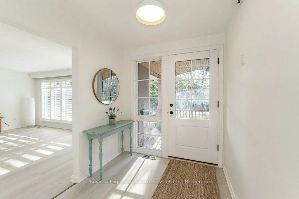 349, WEDGEWOOD, 1011 - MO Morrison, Oakville