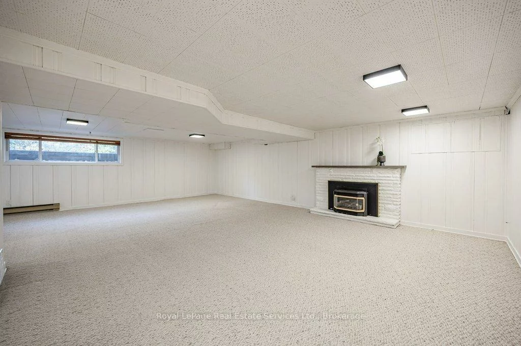 349, WEDGEWOOD, 1011 - MO Morrison, Oakville
