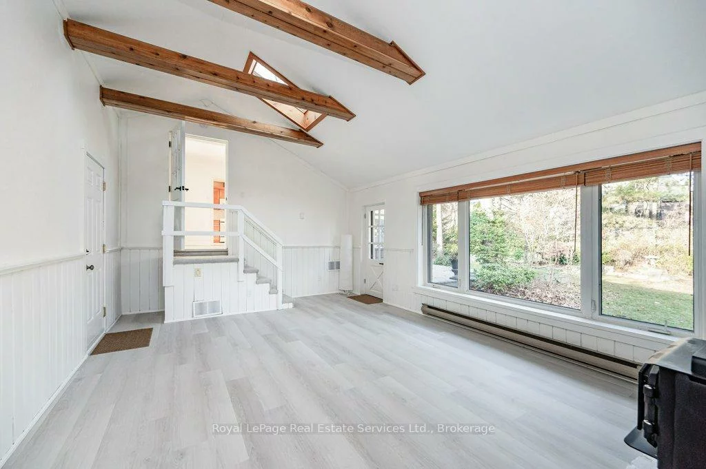 349, WEDGEWOOD, 1011 - MO Morrison, Oakville