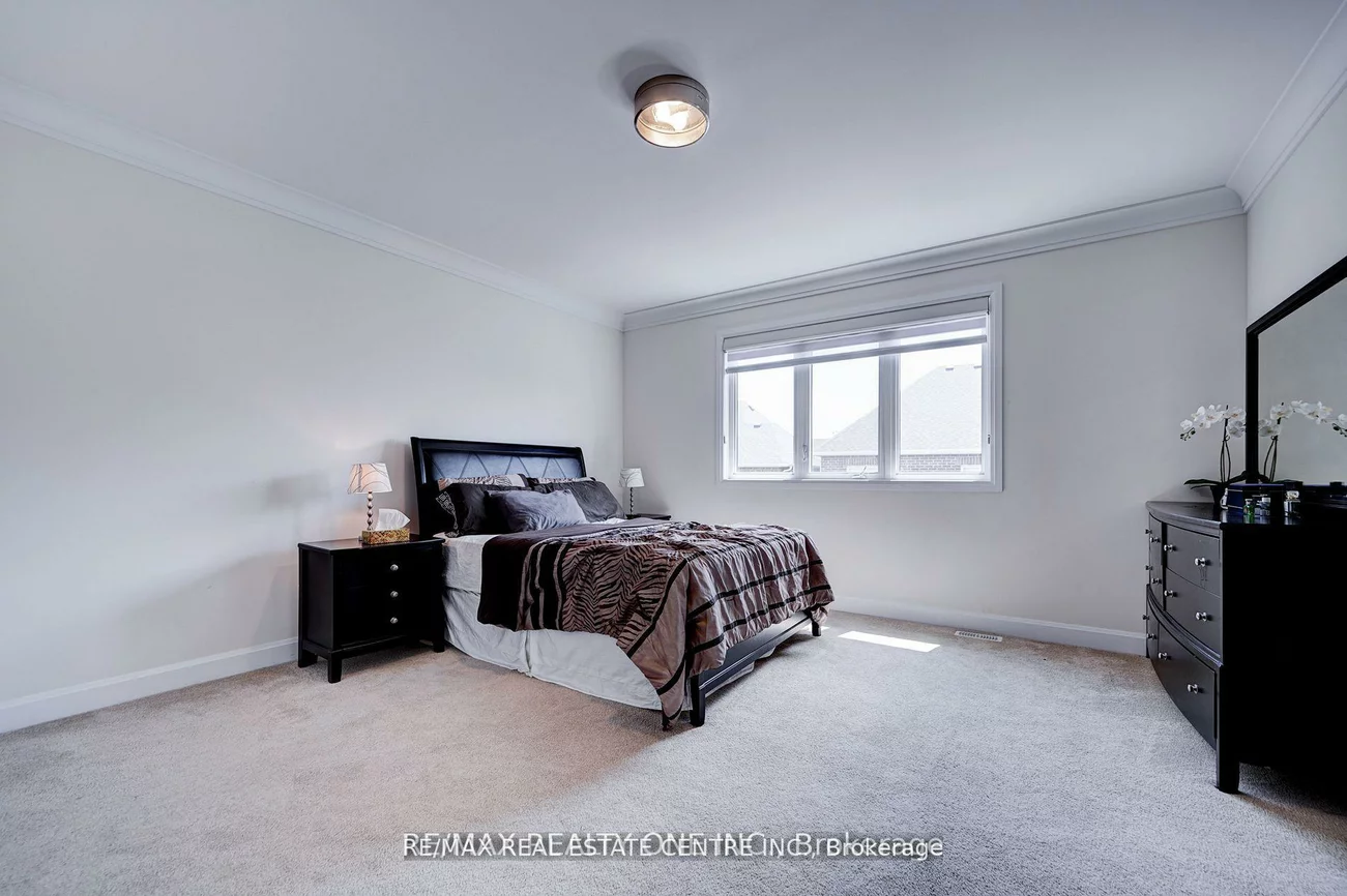 438, North Park, 1008 - GO Glenorchy, Oakville