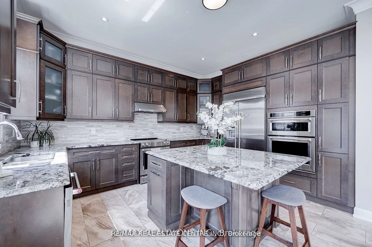 438, North Park, 1008 - GO Glenorchy, Oakville