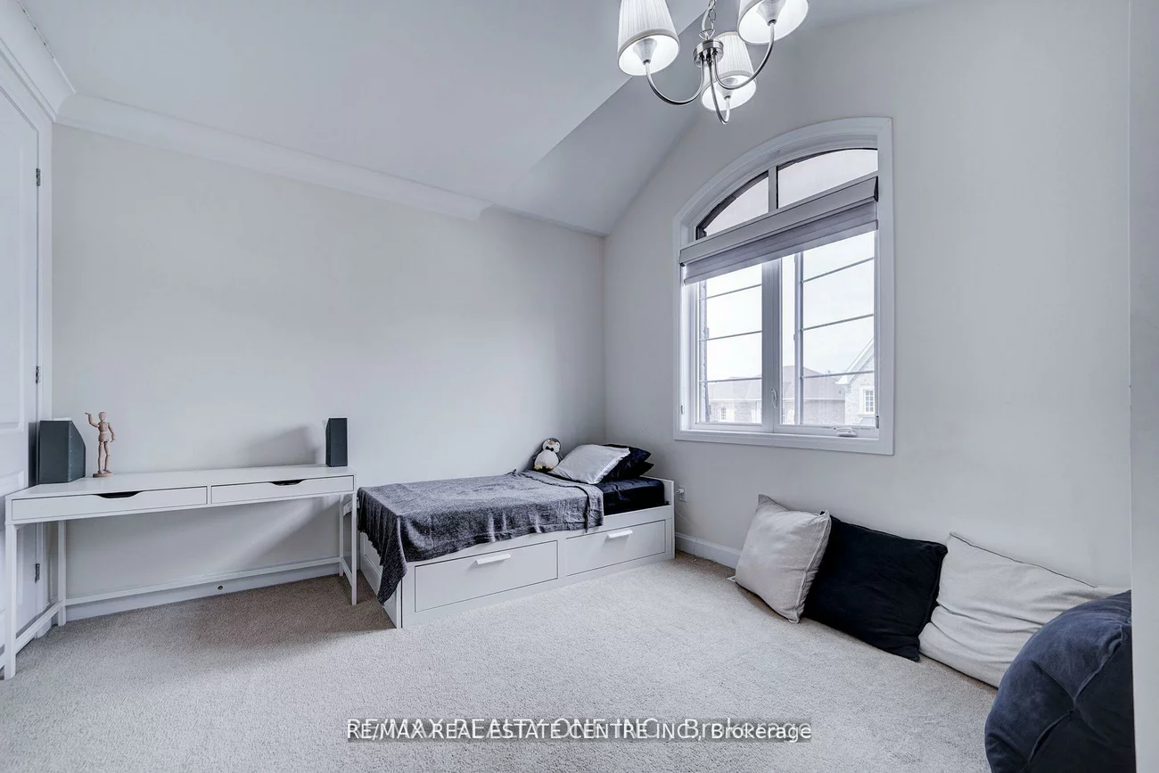 438, North Park, 1008 - GO Glenorchy, Oakville