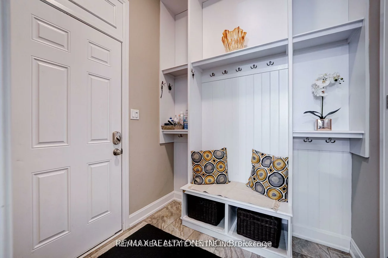 438, North Park, 1008 - GO Glenorchy, Oakville
