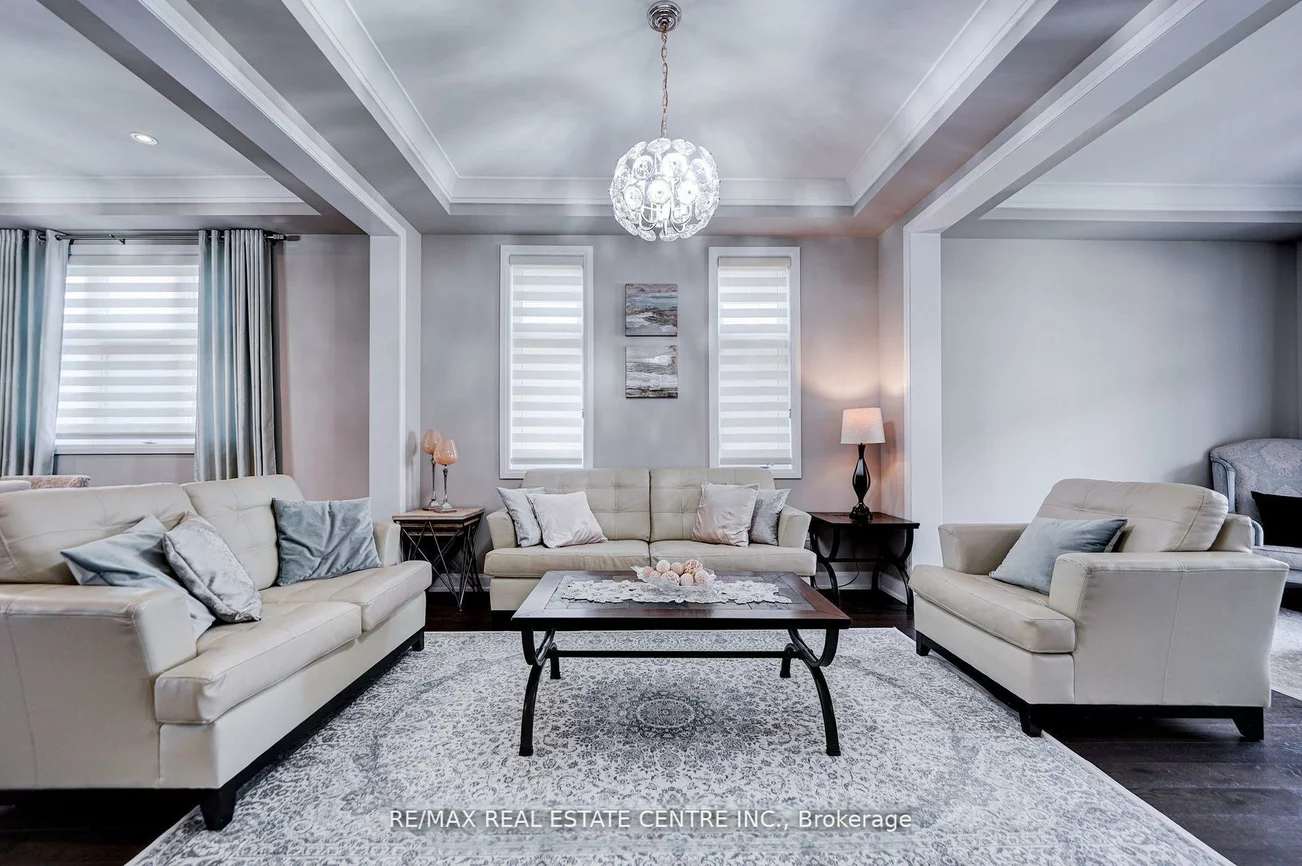 438, North Park, 1008 - GO Glenorchy, Oakville