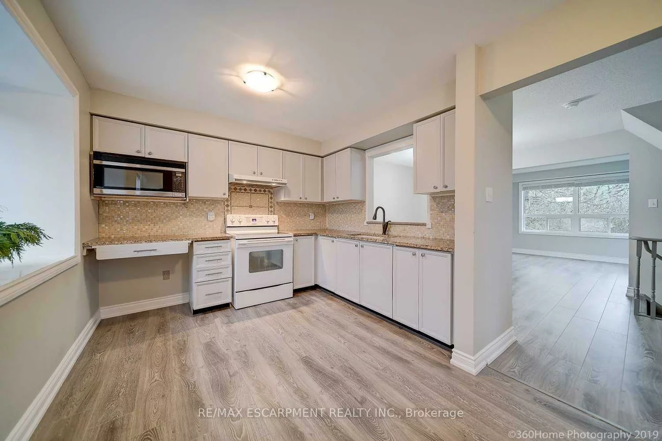 2300, Brays, 1007 - GA Glen Abbey, Oakville