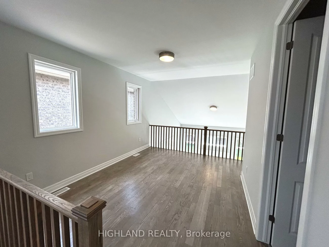 1162, Maverick, 1010 - JM Joshua Meadows, Oakville