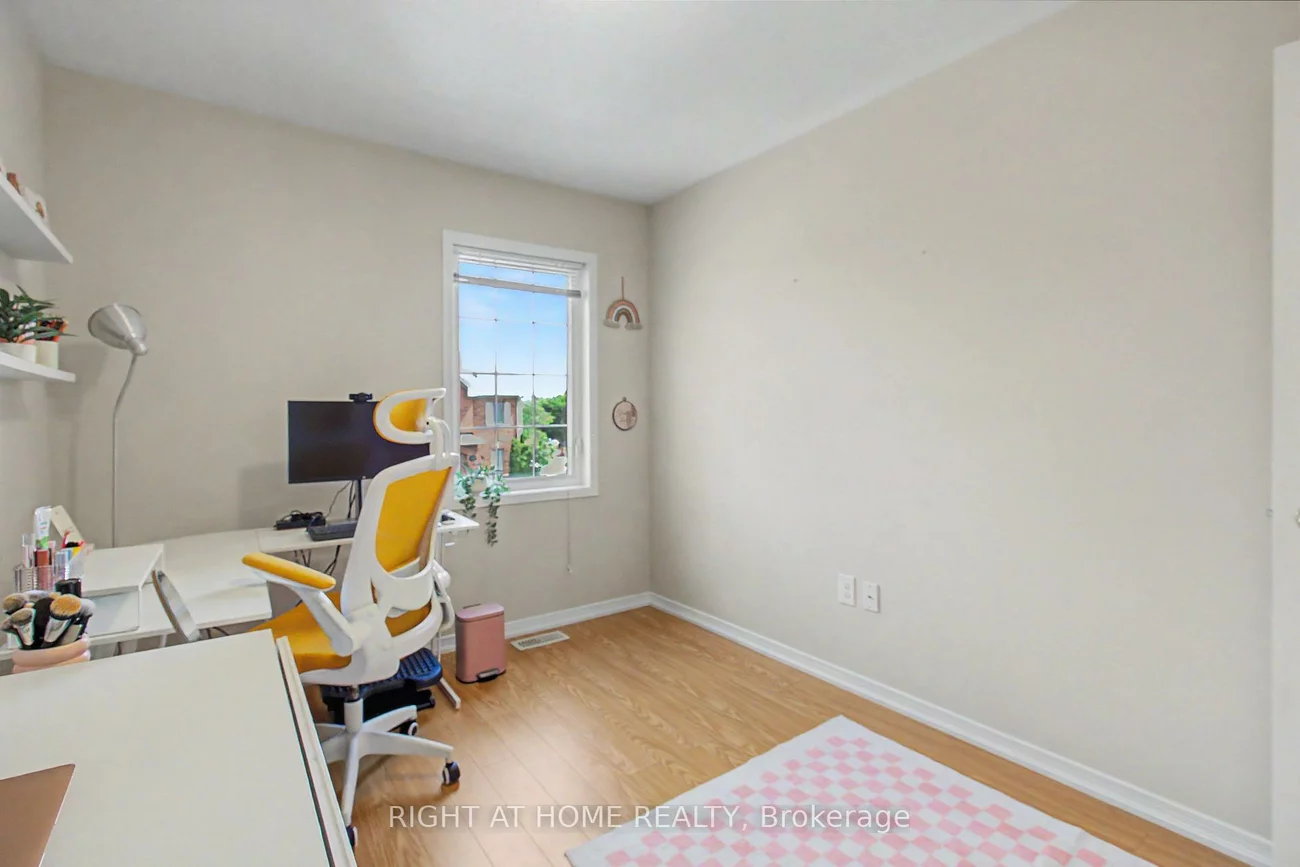 2051, Fiddlers, 1019 - WM Westmount, Oakville