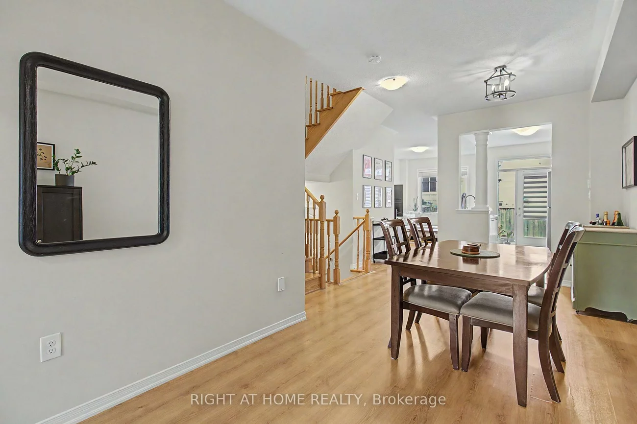 2051, Fiddlers, 1019 - WM Westmount, Oakville