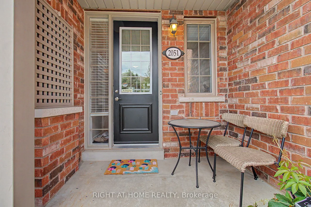 2051, Fiddlers, 1019 - WM Westmount, Oakville