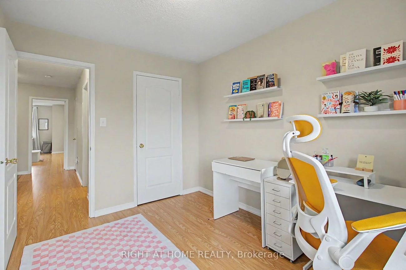 2051, Fiddlers, 1019 - WM Westmount, Oakville
