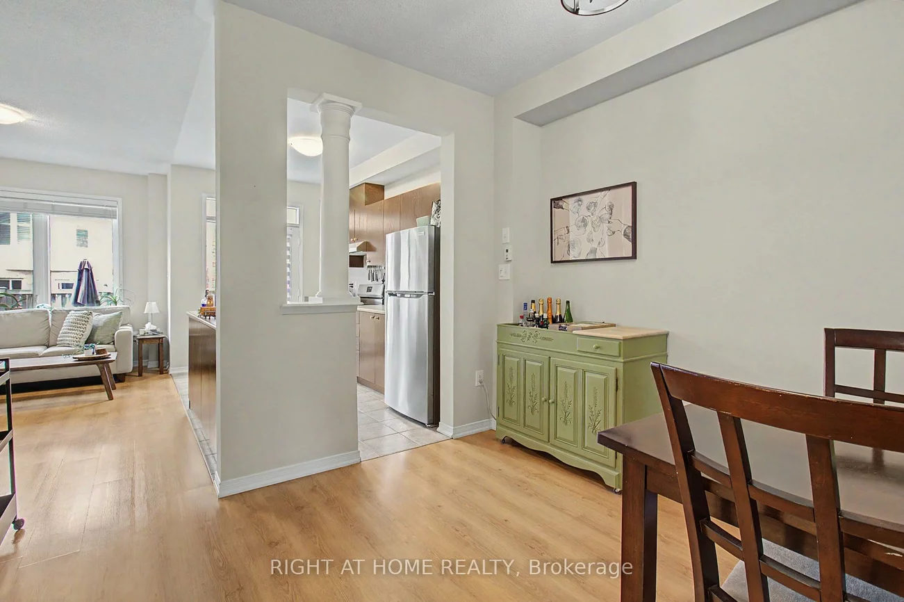 2051, Fiddlers, 1019 - WM Westmount, Oakville