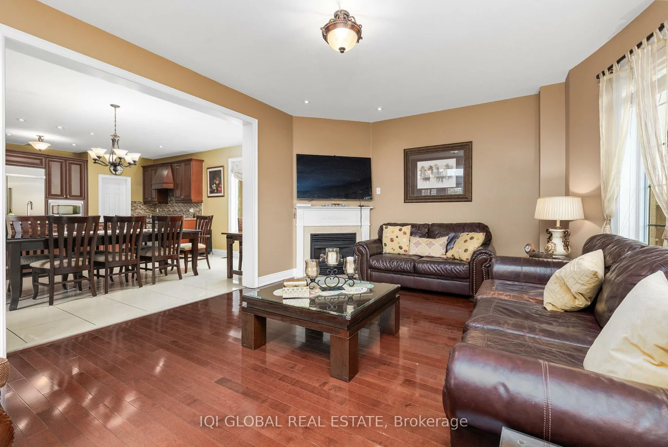 2395, Lyndhurst, 1009 - JC Joshua Creek, Oakville