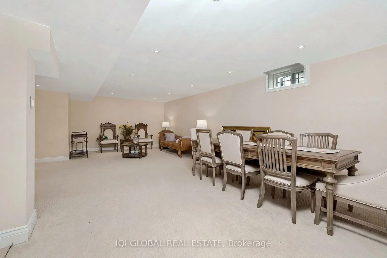 2395, Lyndhurst, 1009 - JC Joshua Creek, Oakville