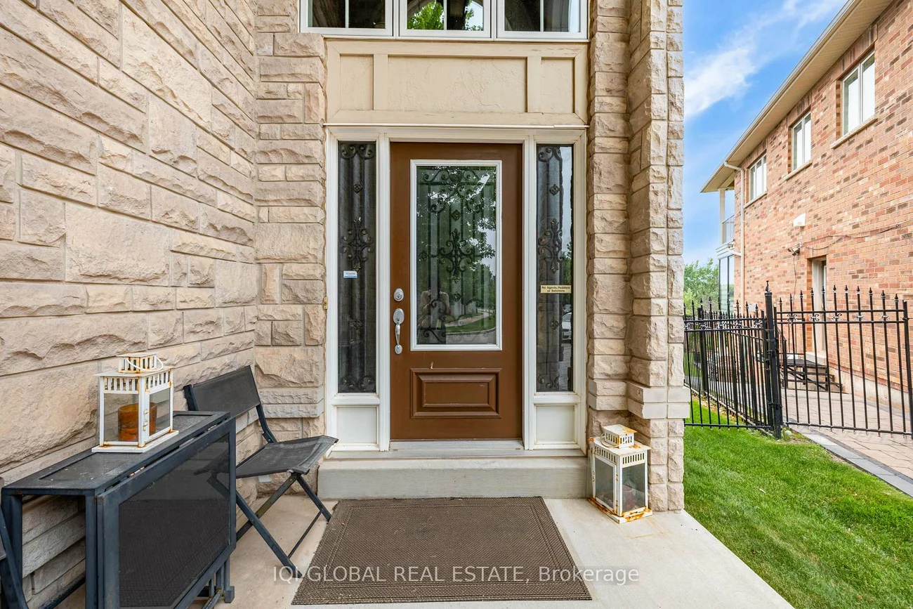 2395, Lyndhurst, 1009 - JC Joshua Creek, Oakville