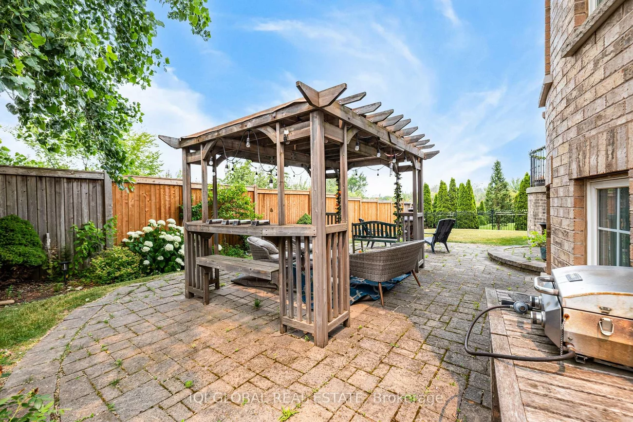 2395, Lyndhurst, 1009 - JC Joshua Creek, Oakville
