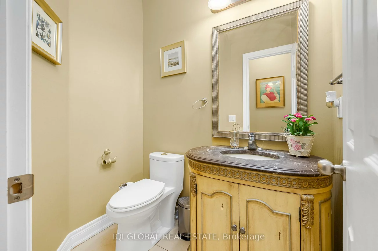 2395, Lyndhurst, 1009 - JC Joshua Creek, Oakville