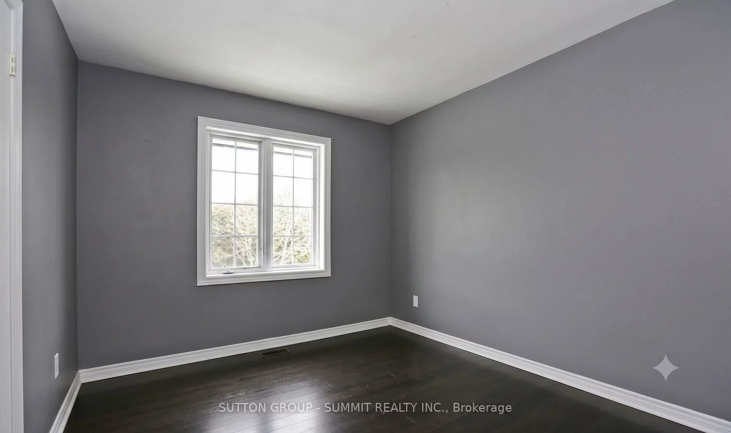 1065, Bomorda, 1003 - CP College Park, Oakville