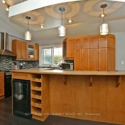 1065, Bomorda, 1003 - CP College Park, Oakville