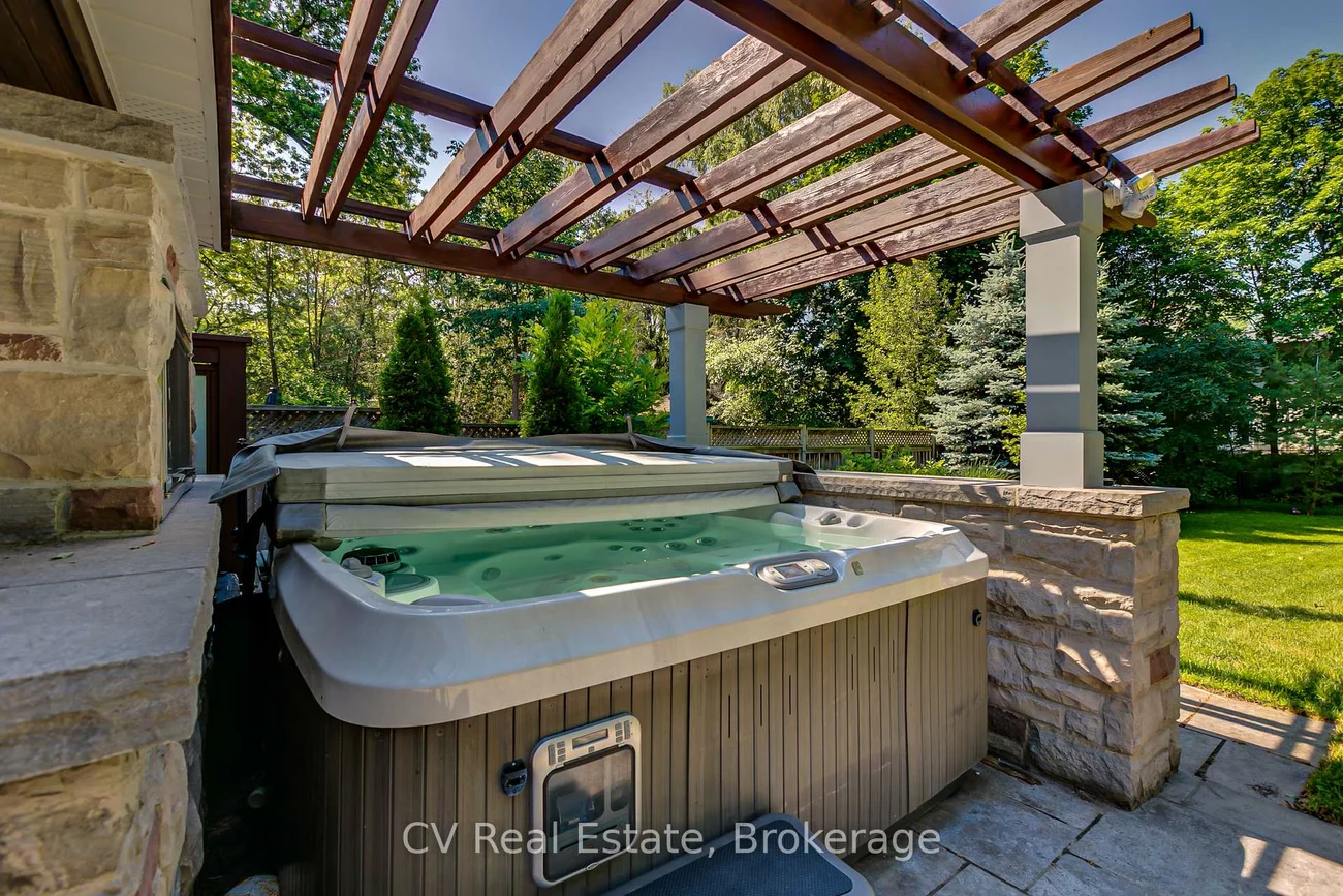 468, Chartwell, 1013 - OO Old Oakville, Oakville