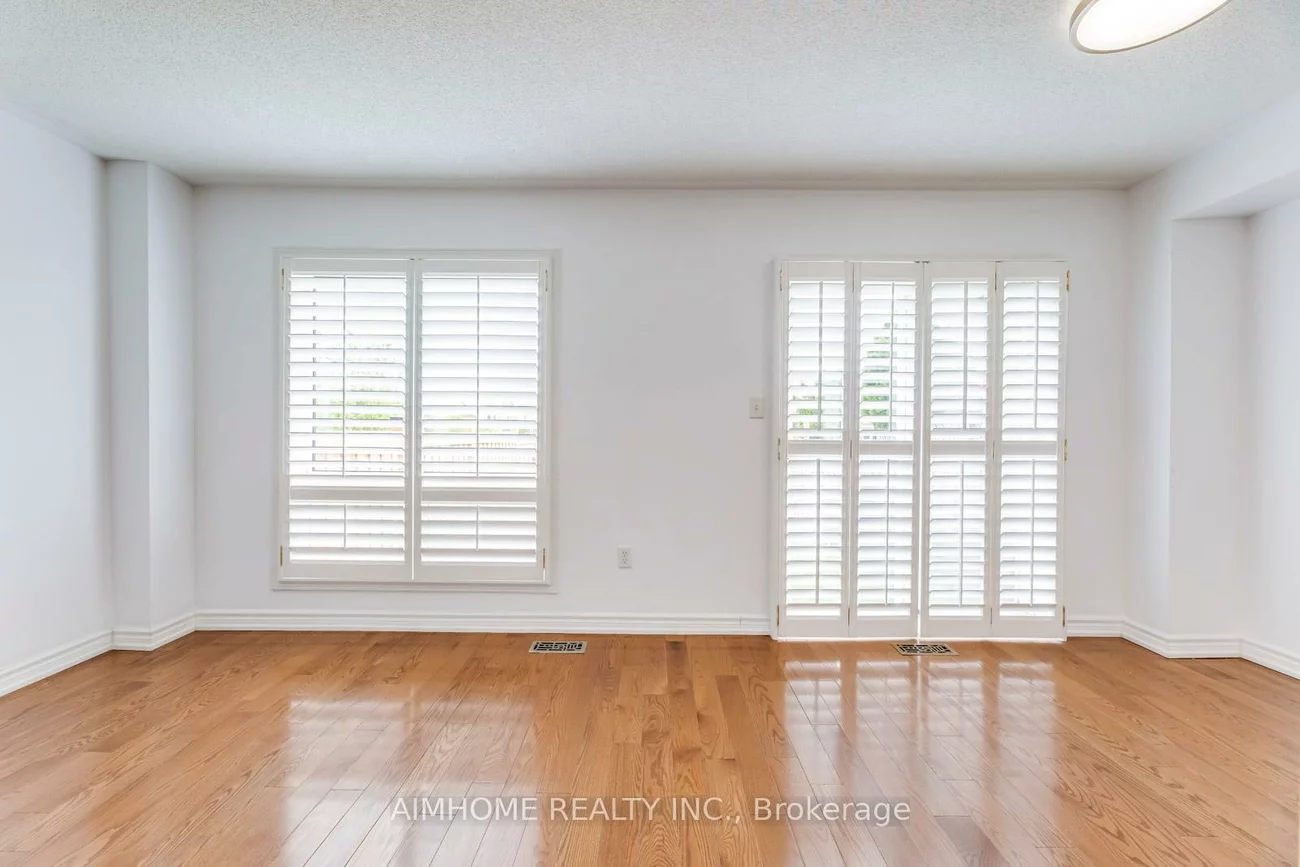 340, Kittridge, 1018 - WC Wedgewood Creek, Oakville