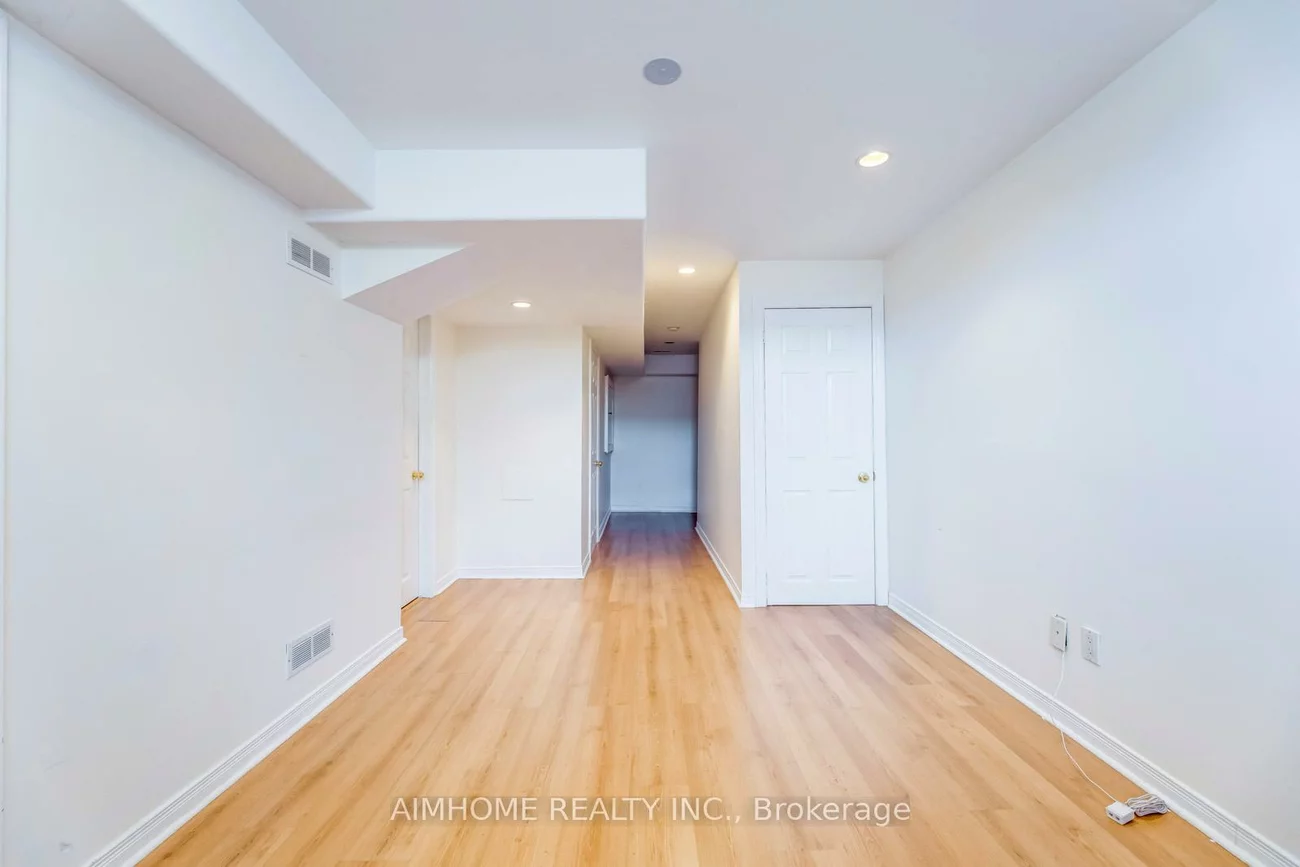 340, Kittridge, 1018 - WC Wedgewood Creek, Oakville