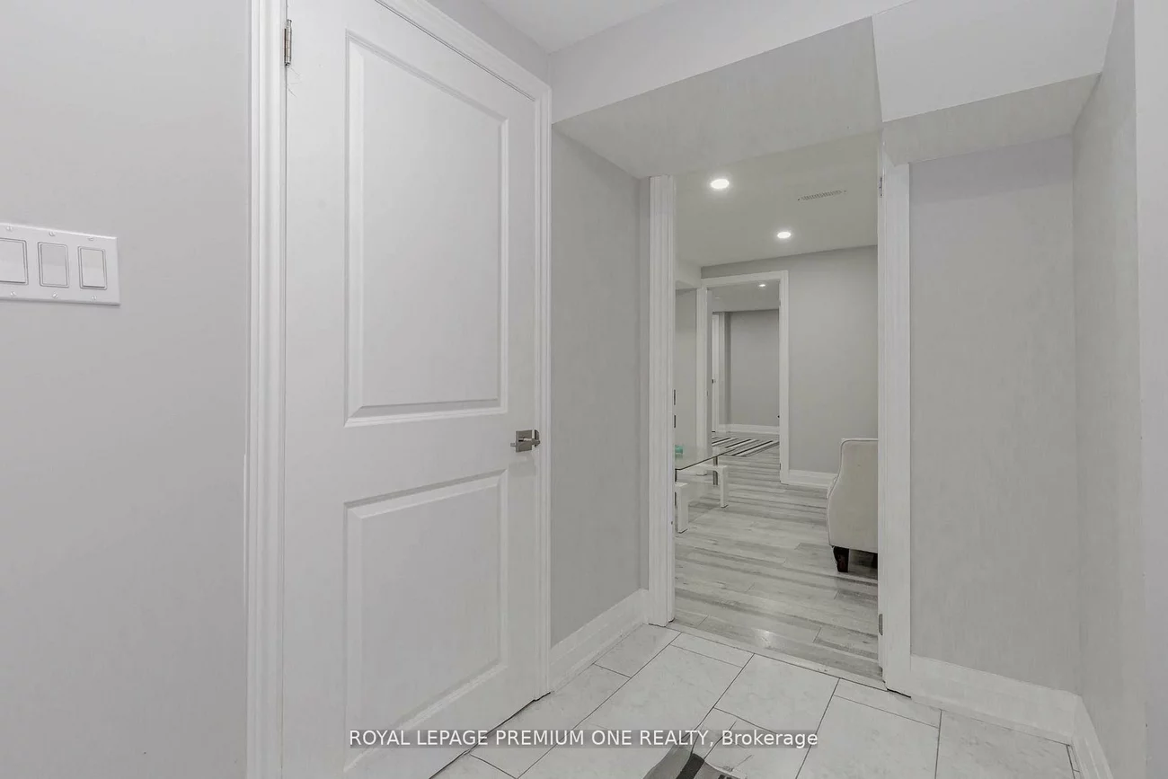 2085, Bridge, 1020 - WO West, Oakville