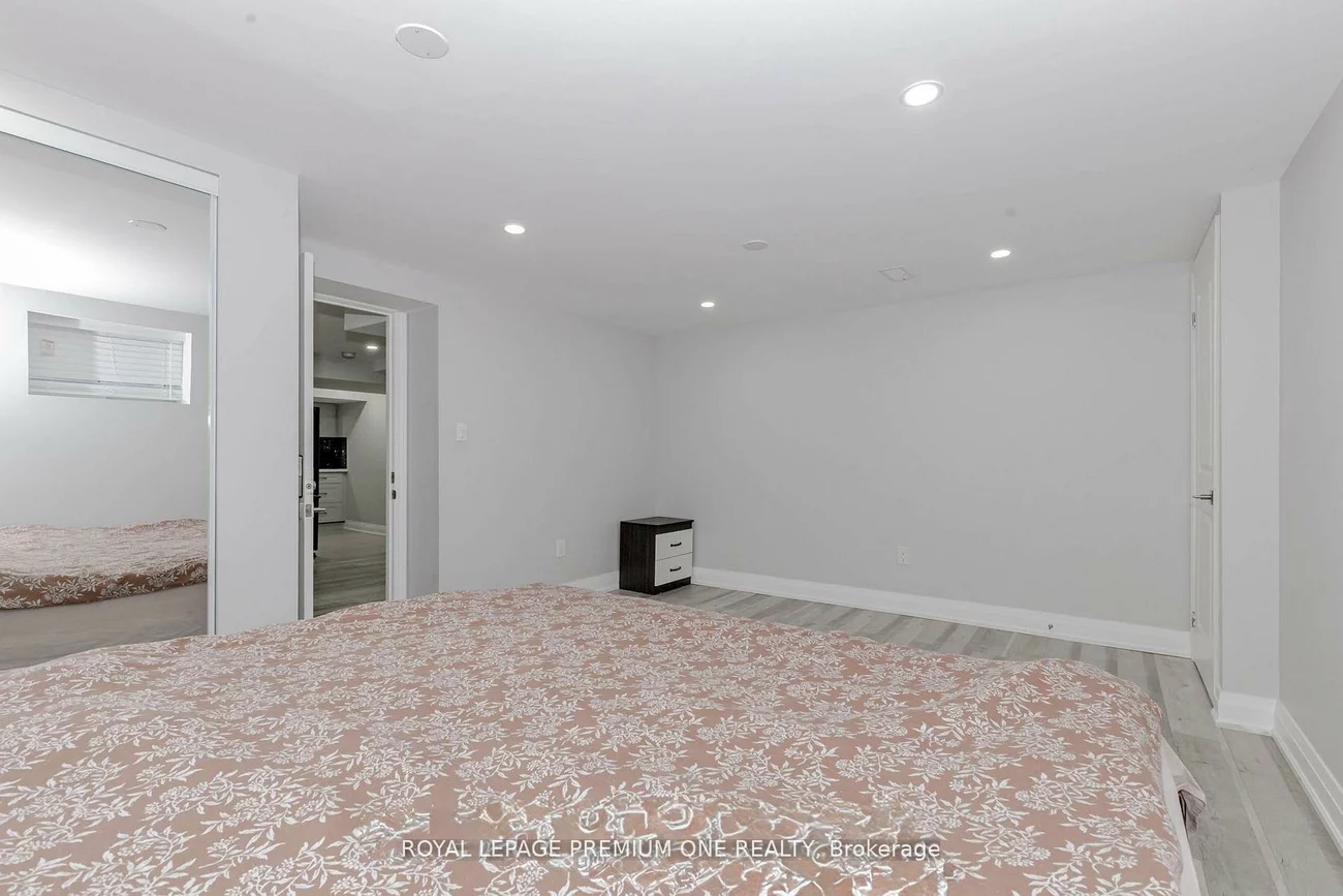2085, Bridge, 1020 - WO West, Oakville