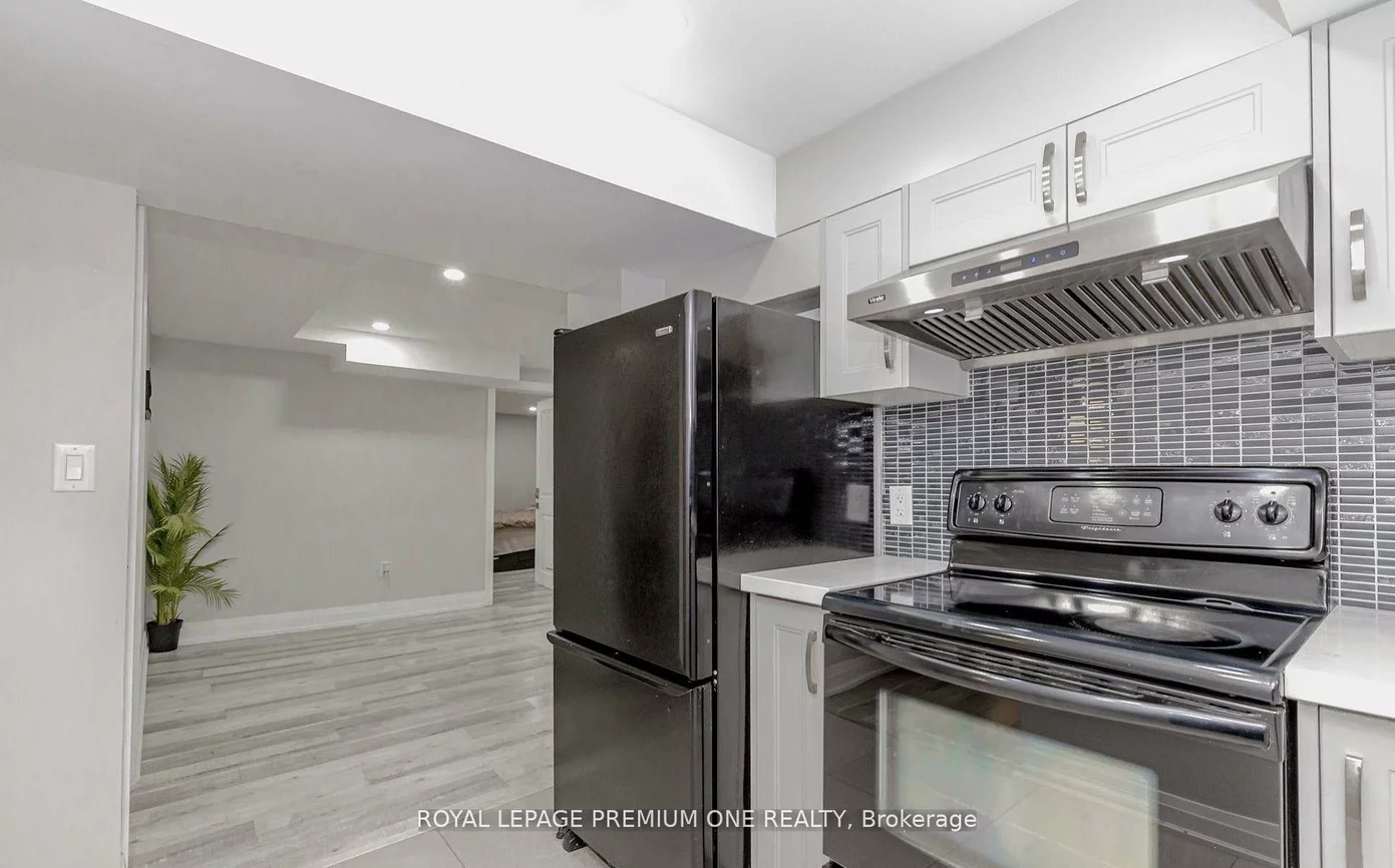 2085, Bridge, 1020 - WO West, Oakville