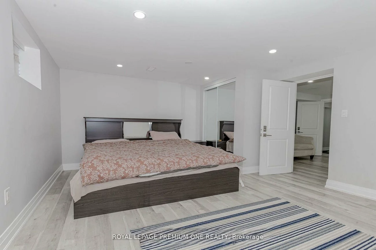 2085, Bridge, 1020 - WO West, Oakville