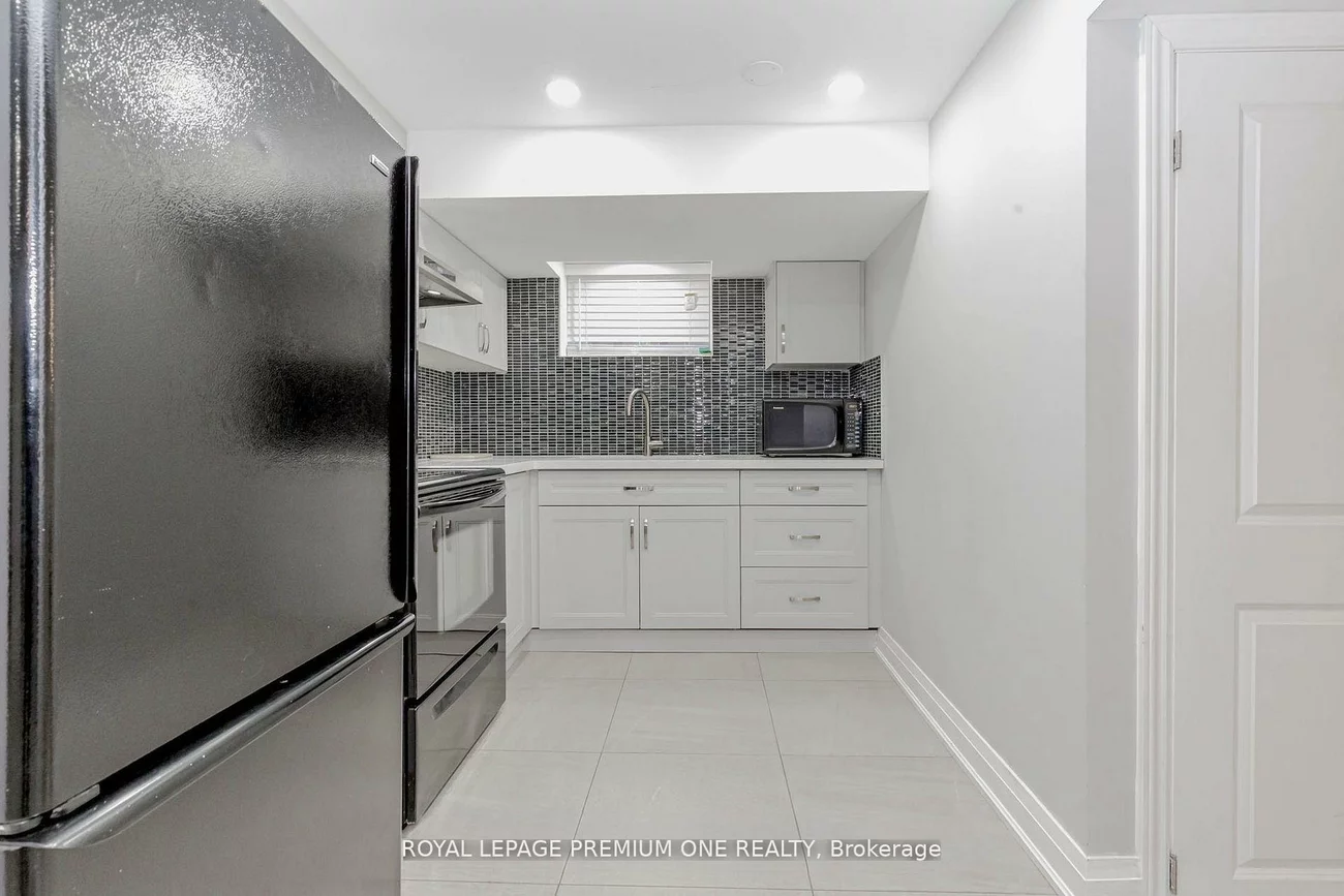 2085, Bridge, 1020 - WO West, Oakville