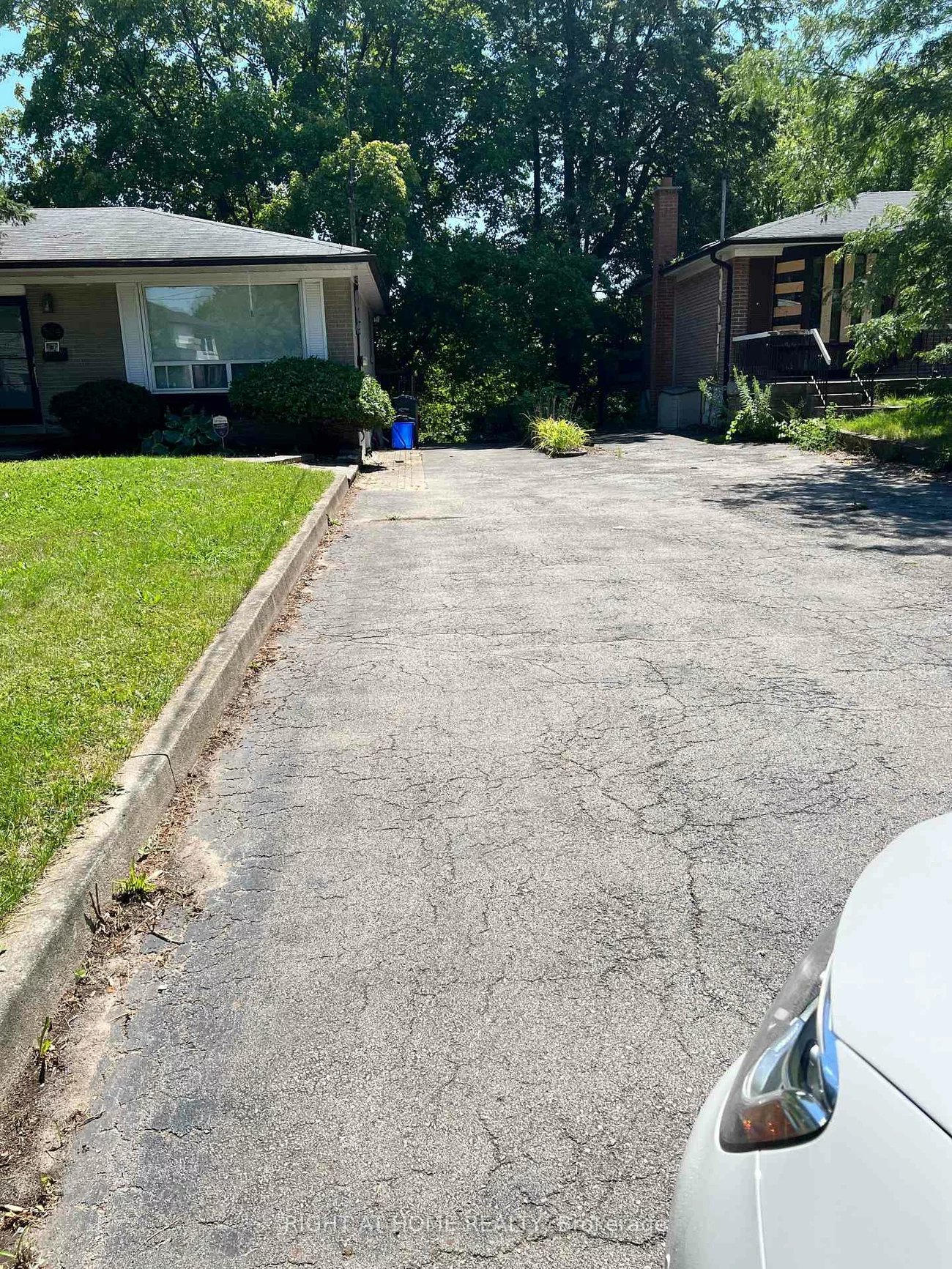 508, Stafford, 1020 - WO West, Oakville