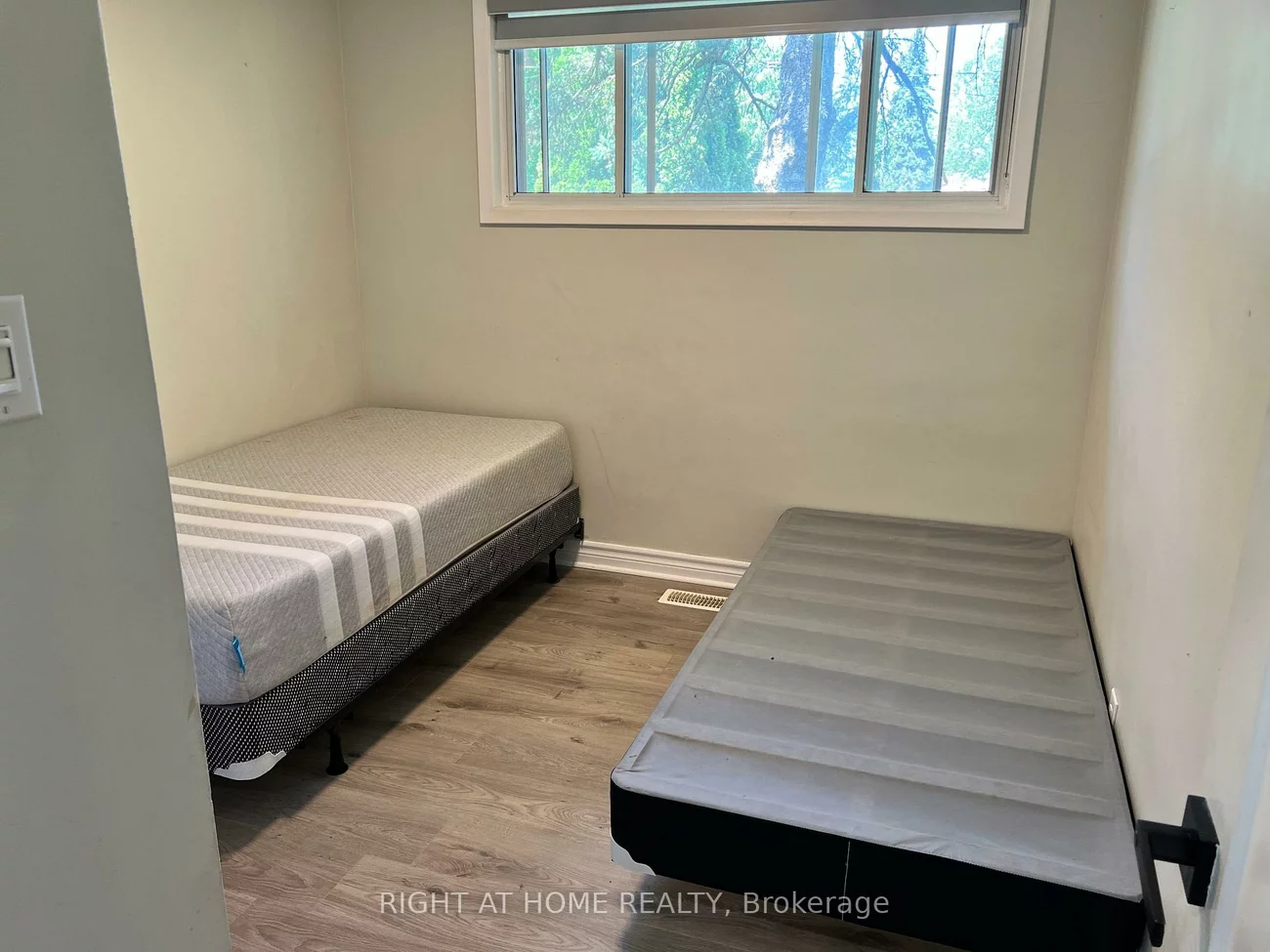 508, Stafford, 1020 - WO West, Oakville