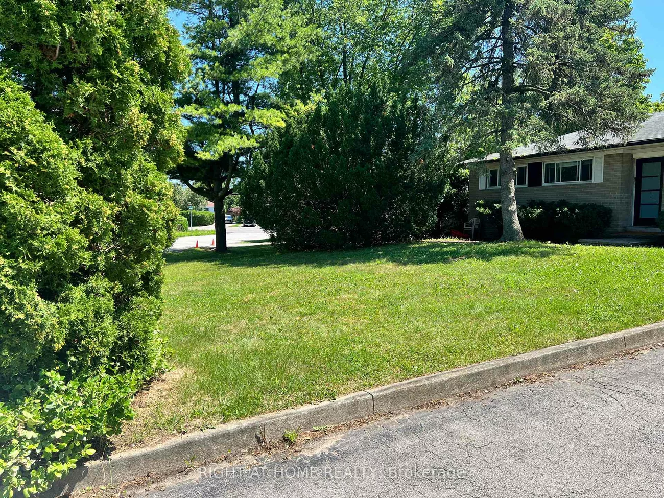 508, Stafford, 1020 - WO West, Oakville