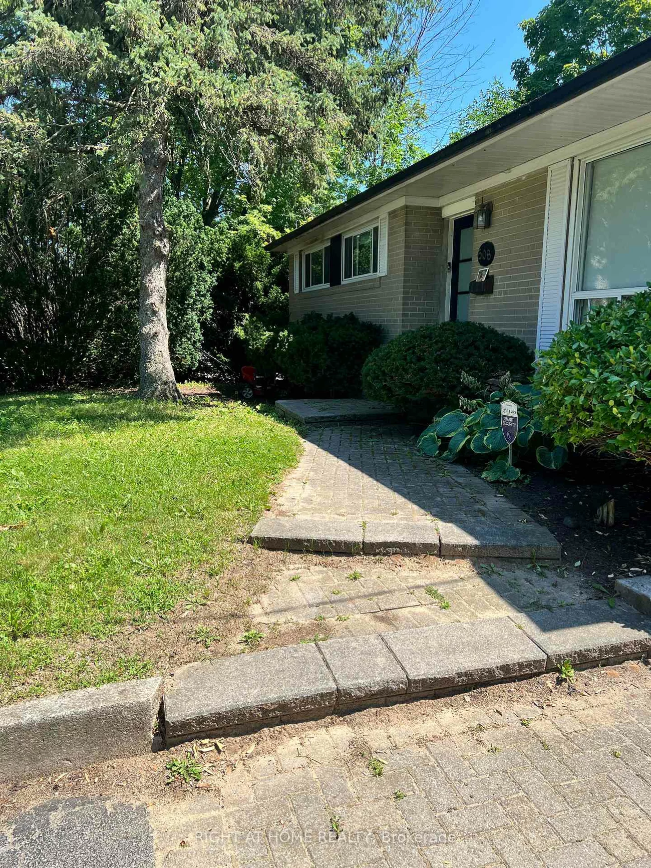 508, Stafford, 1020 - WO West, Oakville