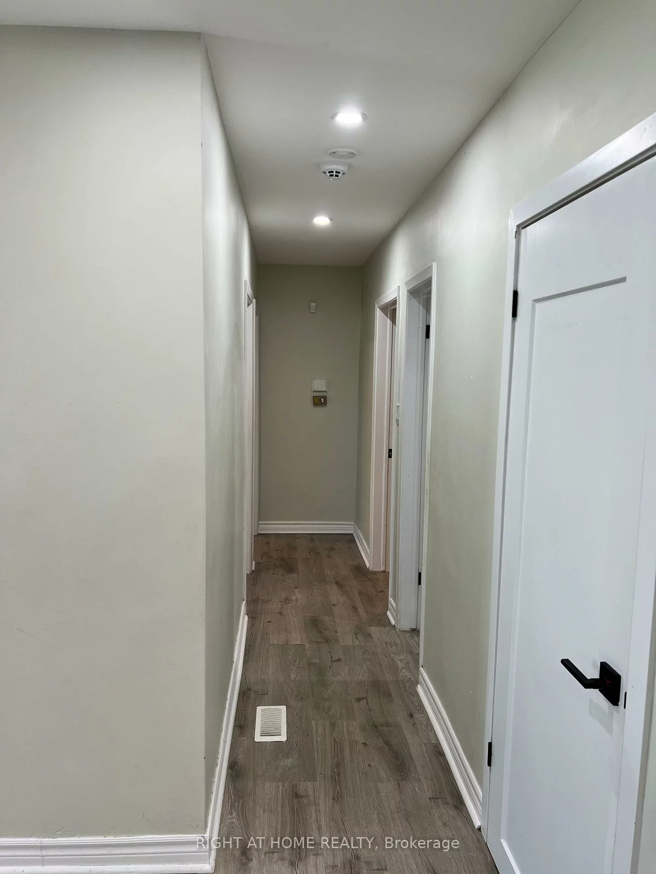 508, Stafford, 1020 - WO West, Oakville