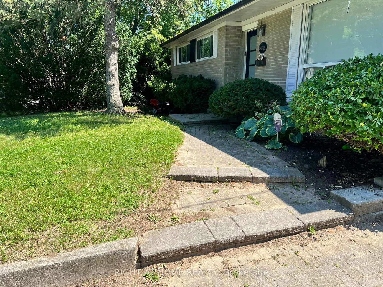 508, Stafford, 1020 - WO West, Oakville