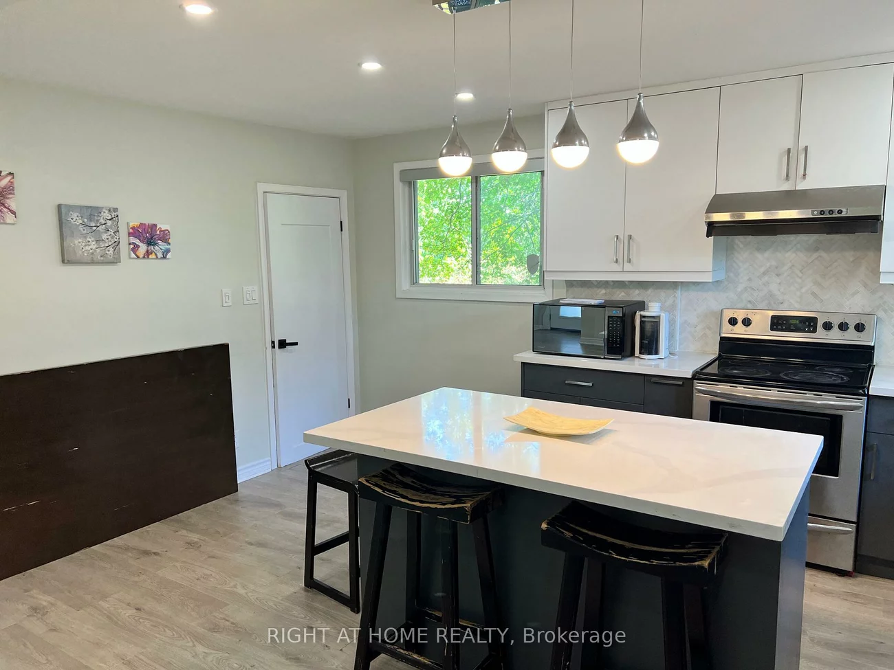 508, Stafford, 1020 - WO West, Oakville