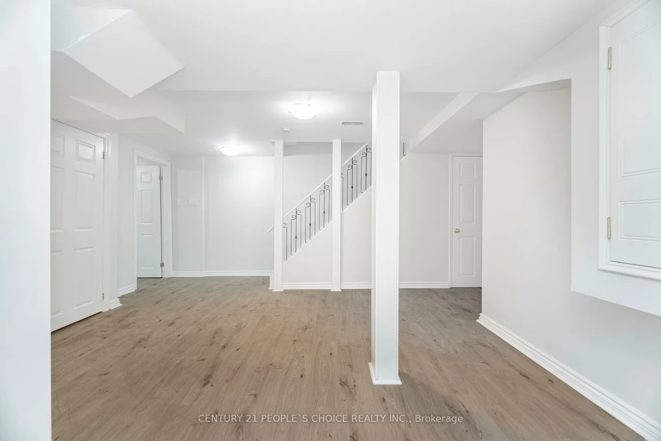 2340, Newcastle, 1022 - WT West Oak Trails, Oakville