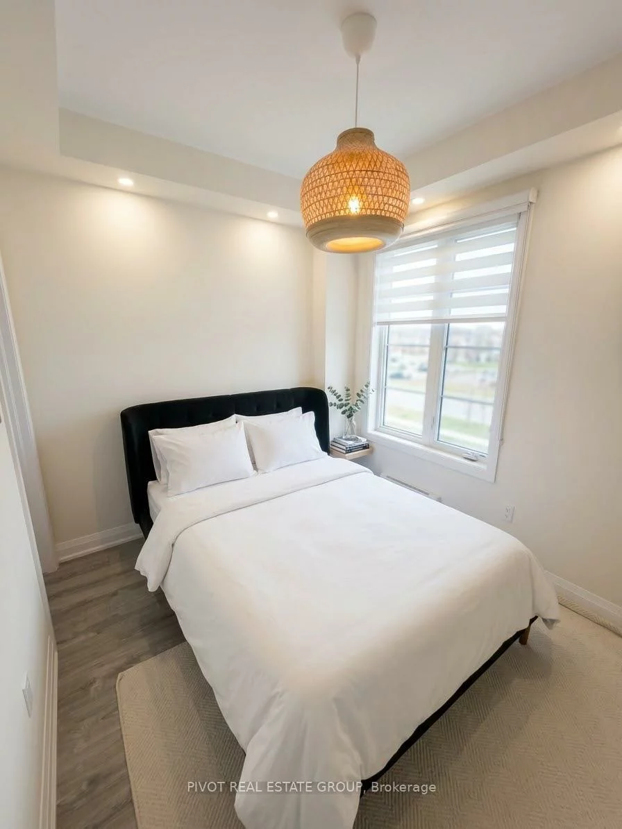 3348, Erasmum, 1008 - GO Glenorchy, Oakville