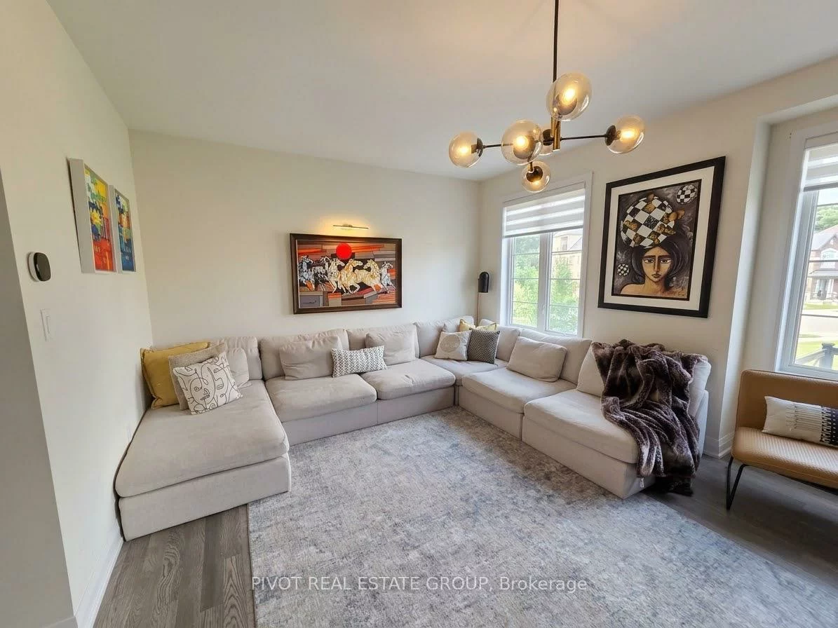 3348, Erasmum, 1008 - GO Glenorchy, Oakville